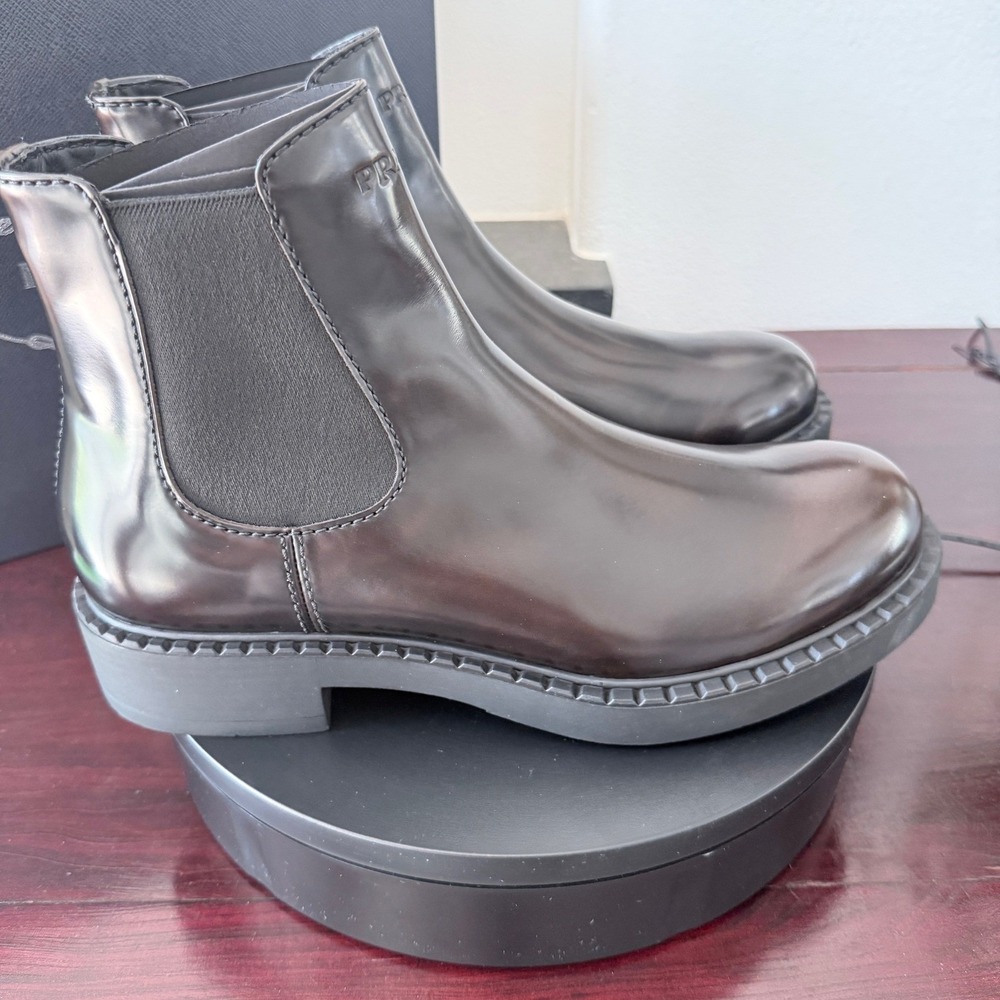 Prada 2TE168 Spazzolato Leather Chelsea Ankle Boots Mens Brown Lug Sole UK8.5 - Picture 7 of 14